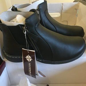 Wanderlust Bootie US Size 7.5 Black